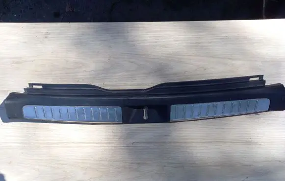 Toyota Avensis T250 Trunk/boot sill cover protection 5838705090