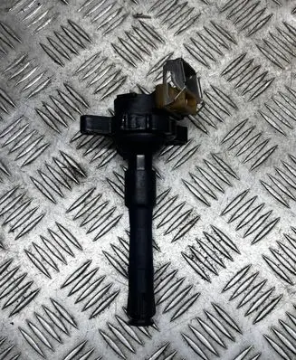 BMW 5 E39 High voltage ignition coil 1748017 11860