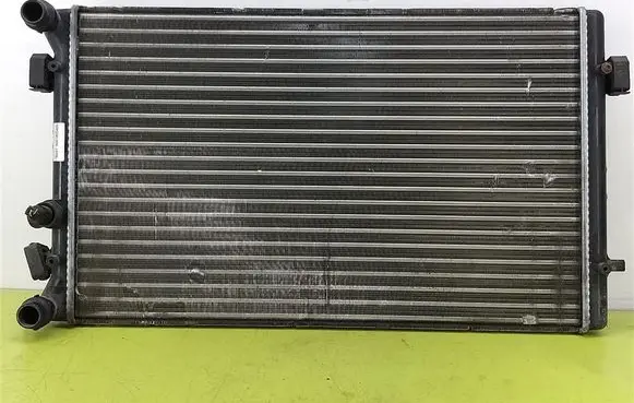 Audi A3 S3 8L Coolant radiator 22059