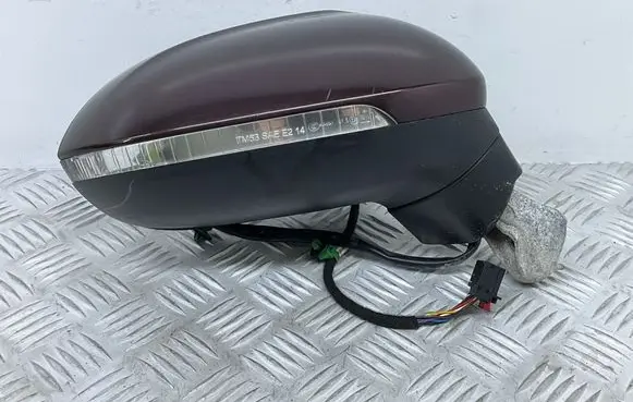 Volkswagen PASSAT B8 Front door electric wing mirror