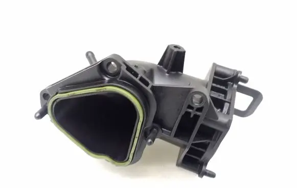 Volkswagen Golf V Air intake hose/pipe 03C129721B