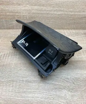 Mercedes-Benz E W211 Car ashtray A2116802852
