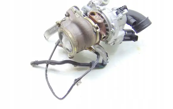 Volkswagen Golf VII Turbo 06K145702Q