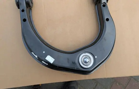 Volkswagen Amarok Front upper control arm/wishbone 2h0407021b