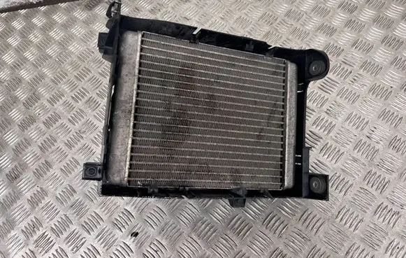 Engine oil radiator