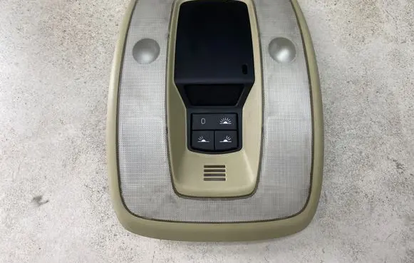 Volvo V70 Front seat light 39860843