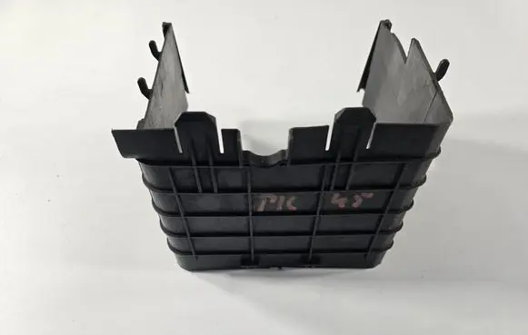 Skoda Octavia Mk2 (1Z) Battery box tray 1K0915335C