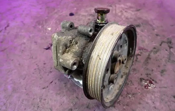 Ford Galaxy Power steering pump