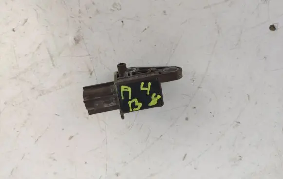 Audi A4 S4 B8 8K Airbag deployment crash/impact sensor 8K0959651 5WK43738