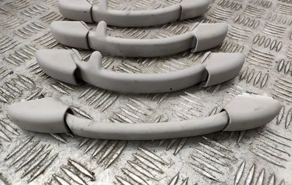 Front interior roof grab handle