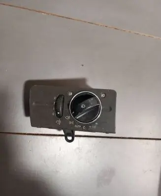 Mercedes-Benz E W211 Light switch 04056020 2115450304