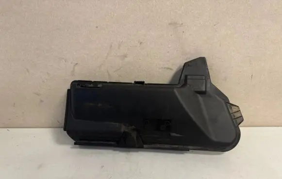 Mercedes-Benz E W211 Fuse box cover A2115400482
