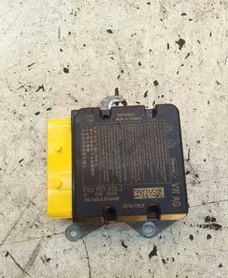 Audi A3 S3 8V Airbag control unit/module 5Q0959655J