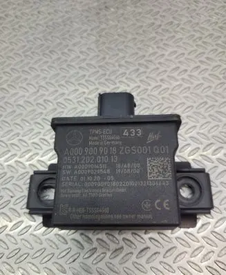 Mercedes-Benz CLA C118 X118 Tire pressure control unit A0009009018