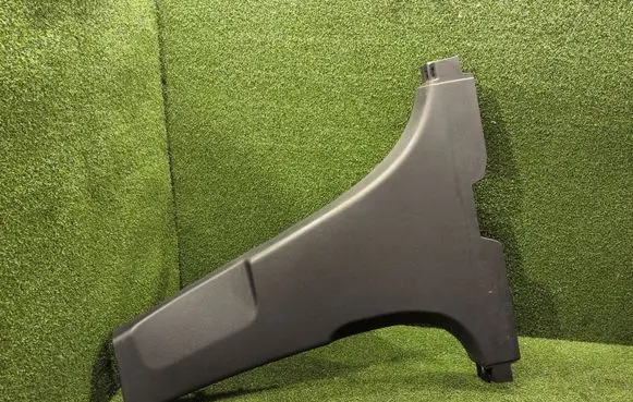(B) pillar trim (bottom)