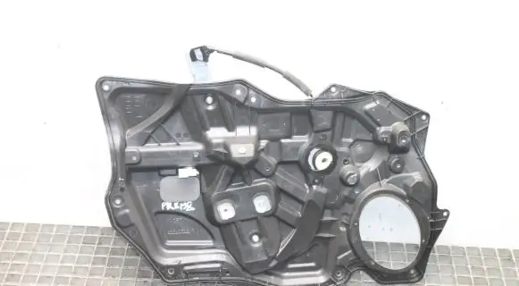 Mazda 3 II Front door electric window regulator BBM45997XA