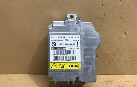 BMW 3 E90 E91 Airbag control unit/module 9184432 0285010070