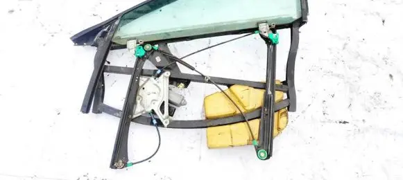 Audi A4 S4 B5 8D Front door window/glass frame 