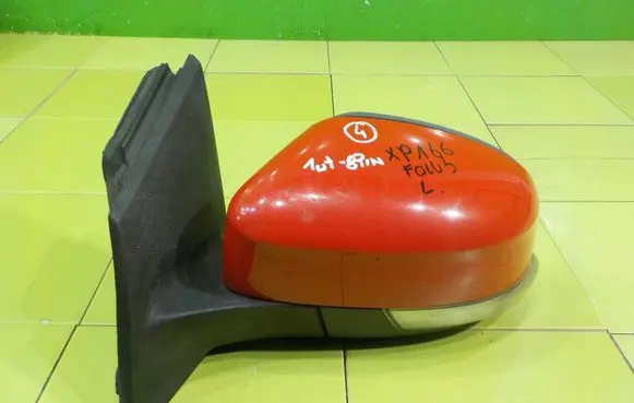 Ford Focus Front door electric wing mirror 024550 LEWE