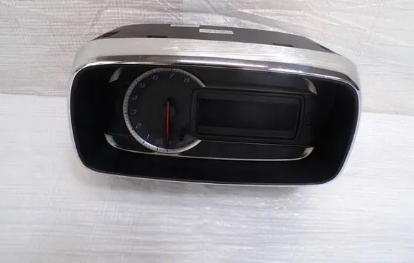 Chevrolet Trax Speedometer (instrument cluster) 95369640