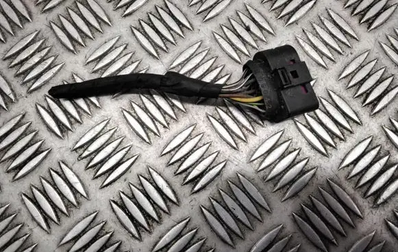 Audi A6 C7 Headlight/headlamp wiring loom/harness 1J0973737