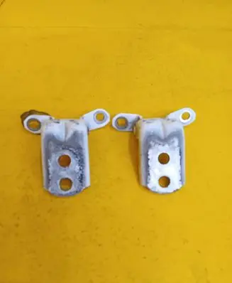 Mercedes-Benz X-class W470 Front door lower hinge 
