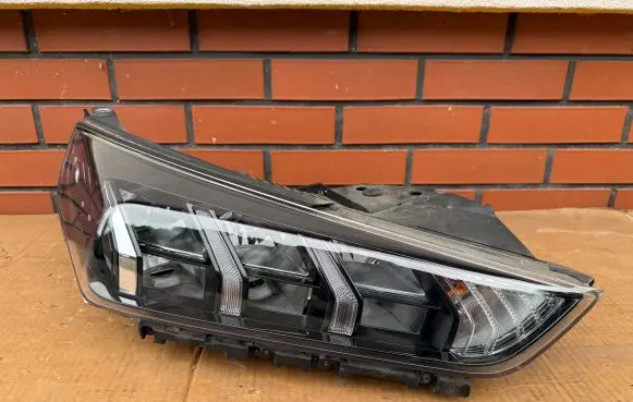 Hyundai Ioniq Headlight/headlamp 0177