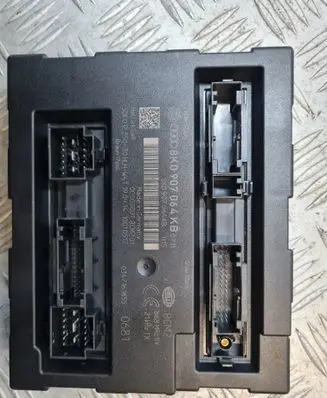 Audi A4 S4 B8 8K Comfort/convenience module 8K0907064KB