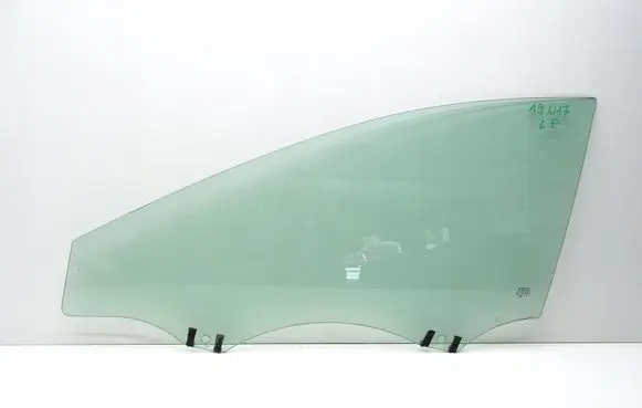 Seat Leon (5F) Front door window glass four-door 17861867657