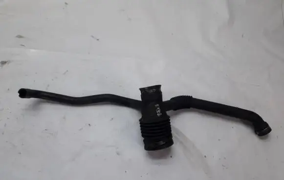 Mitsubishi Pajero Air intake hose/pipe