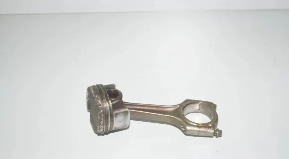 BMW 3 G20 G21 Piston with connecting rod