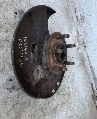 Opel Insignia A Front wheel hub