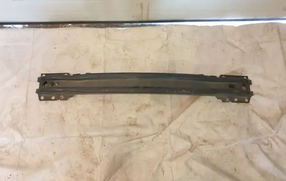 Volvo S80 Front bumper cross member