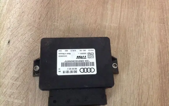 Audi Q5 SQ5 Hand brake control module 8K0907801M 8K0907801J