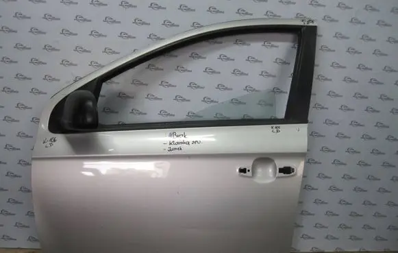 Hyundai i20 (PB PBT) Front door 