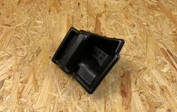 BMW X7 G07 Fender foam support/seal 7214680