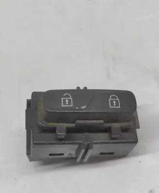 Volvo V70 Central locking switch button 31318987 10W373