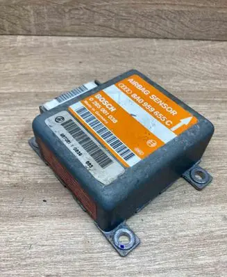 Audi A4 S4 B5 8D Airbag control unit/module 8A0959655C 0285001038 USED
