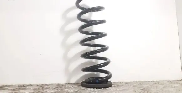 Audi Q3 F3 Rear coil spring 5QF511115CT 5Q0512149B