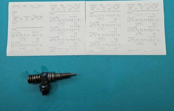 Fuel injector