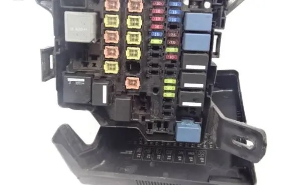 Ford Fiesta Fuse box set