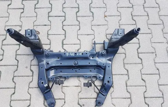 BMW 1 E81 E87 Front axle beam 
