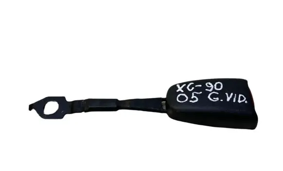 Volvo XC90 Middle seatbelt buckle (rear) 675107