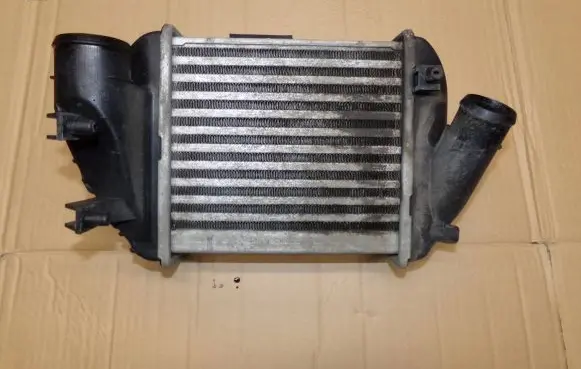 Audi A4 S4 B6 8E 8H Intercooler radiator