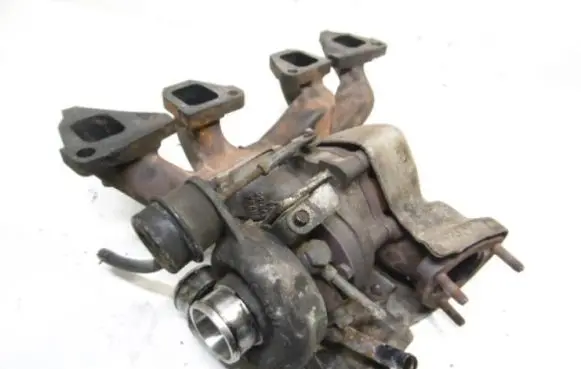 Nissan Primera Turbo 14411-2J620