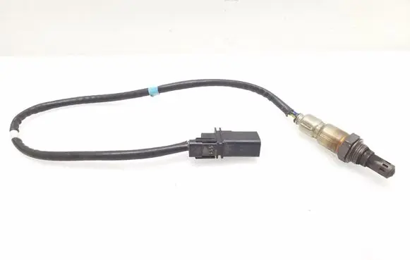 Volkswagen Touran III Lambda probe sensor 04L906262M
