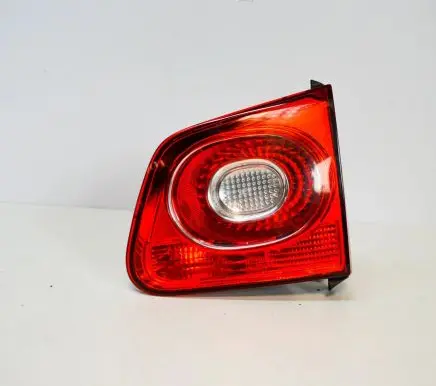 Volkswagen Tiguan Tailgate rear/tail lights 5N0945094C