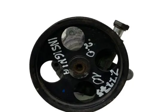 Opel Insignia A Power steering pump 55563329