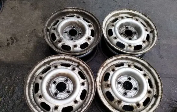 Volkswagen PASSAT B4 R14 steel rim 