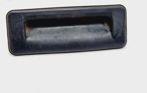 Tailgate opening switch